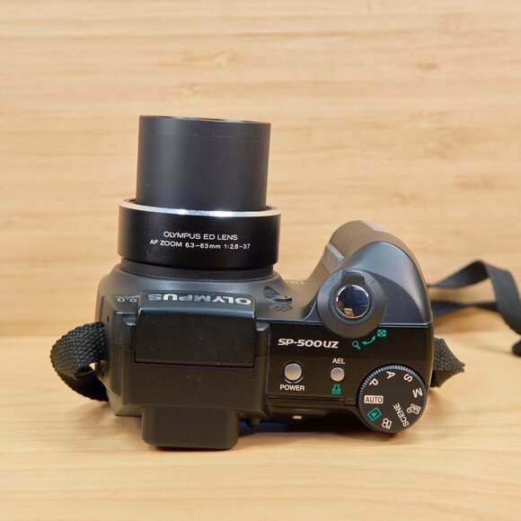 Olympus SP-500UZ 6 MP Digital Camera, 10x Optical Zoom - Picture 3 of 9